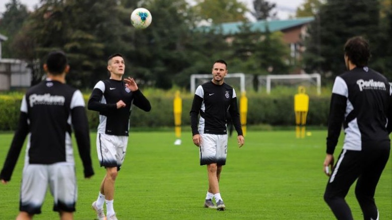 Detalj sa treninga u “Zemunelu” (© FK Partizan)